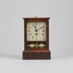 1332 6047 TABLE CLOCK